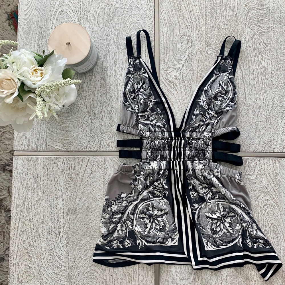 🔥🔥🔥 Strappy Express Tank Top